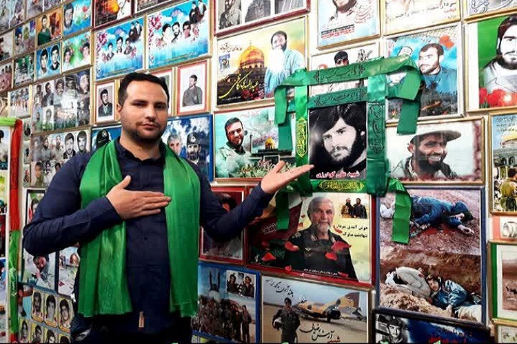 نصب تصویر 5 هزار شهید در کارگاه منبت&zwnj;کاری در ملایر