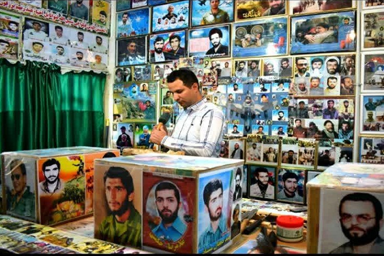 نصب تصویر 5 هزار شهید در کارگاه منبت&zwnj;کاری در ملایر