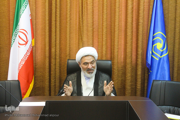 مدیر حوزه&zwnj;های علمیه خواهران با علما و مسئولان حوزه علمیه خوزستان دیدار کرد