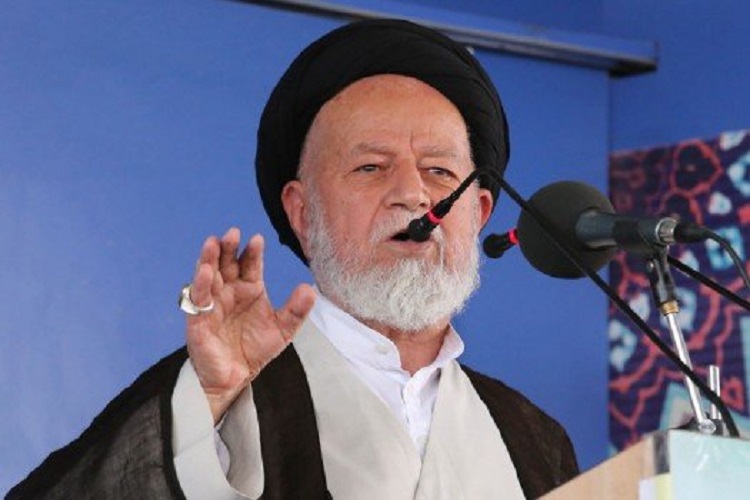 خداحافظی آیتالله شاهچراغی از امامت جمعه سمنان خداحافظی آیتالله شاهچراغی از امامت جمعه سمنان
