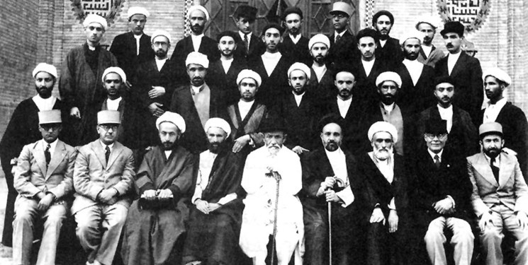 وقتی خلاف نظر رضاخان رأی می‌دهی همین می‌شود!