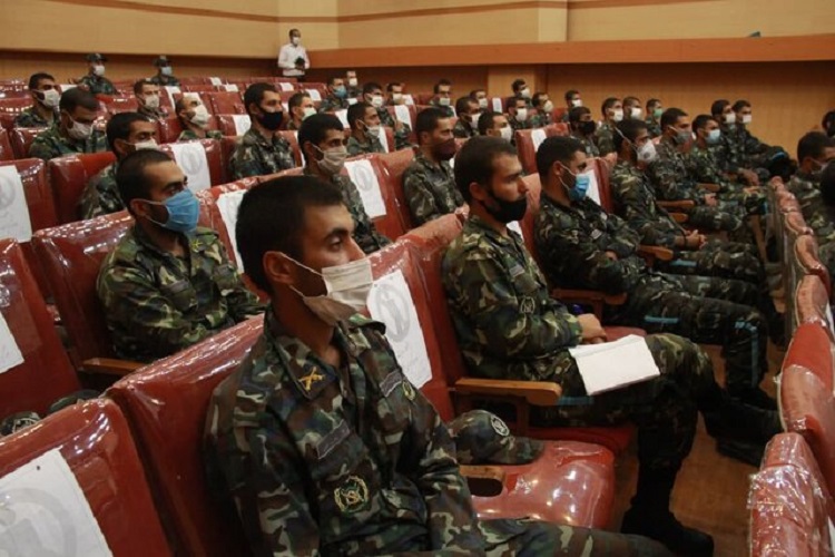 آموزش ۱۳۳۵ سرباز توسط جهاددانشگاهی سمنان آموزش ۱۳۳۵ سرباز توسط جهاددانشگاهی سمنان
