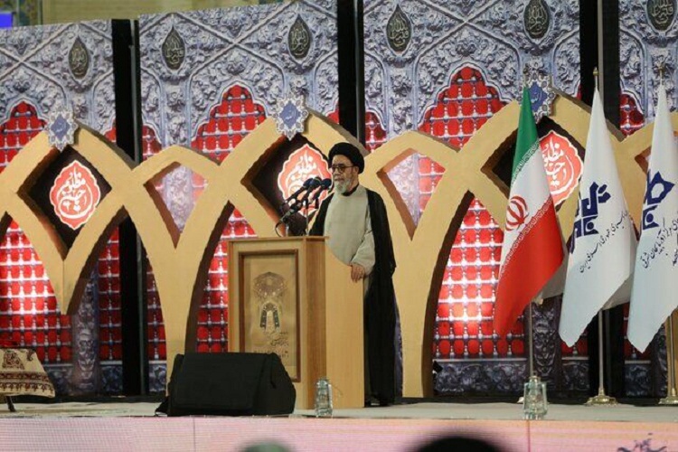 زنده ماندن آرمان نهضت کربلا مرهون همت سخنوران این نهضت است زنده ماندن آرمان نهضت کربلا مرهون همت سخنوران این نهضت است