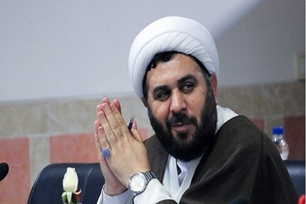 رضازاده// توزیع 1000 بسته آموزشی در بین دانش&zwnj;آموزان نیازمند اردبیلی