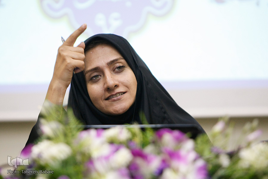 خطر زوال همبستگی اجتماعی در جامعه ایرانی / شبکه‌های یاری متقابل ایجاد کنیم