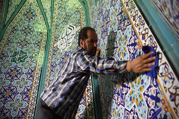 خادمان مسجد؛ میزبانان مهمانان خانه خدا