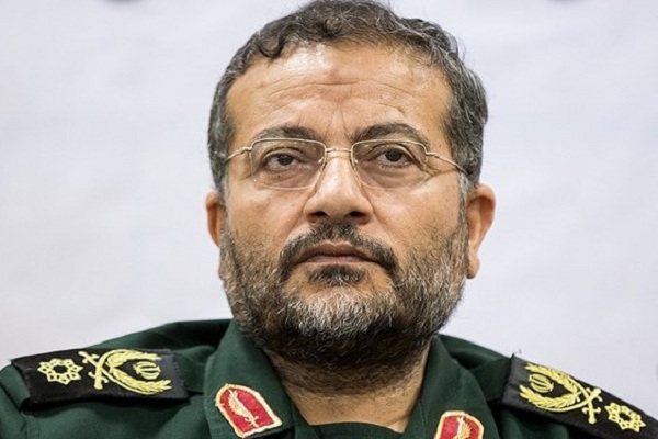انتشار پیام تسلیت سردار سلیمانی درپی درگذشت مادر شهید شهریاری