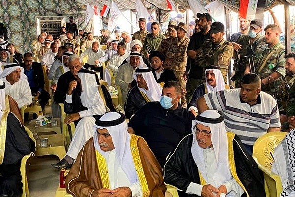تضمین شیوخ عشائر «الطارمیه» برای همکاری اطلاعاتی با الحشد الشعبی + عکس تضمین شیوخ عشائر «الطارمیه» برای همکاری اطلاعاتی با الحشد الشعبی + عکس