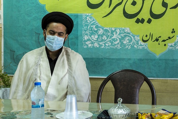 اخلاق؛ محور اصلی روش تربیتی امام حسین(ع) در واقعه عاشورا