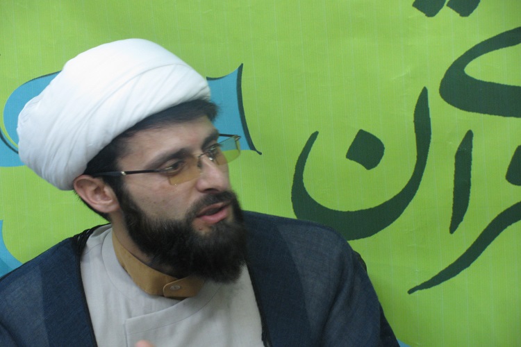 بررسی ویژگی&zwnj;های پیامبر اکرم(ص) از دیدگاه قرآن