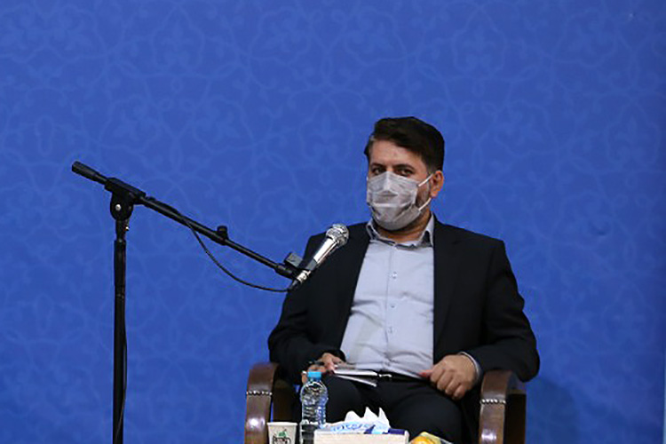 ائمه جمعه محور فرهنگی جامعه هستند