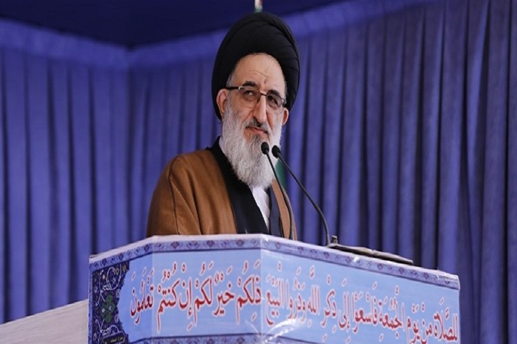راهپیمایی اربعین قیام عاشورا را زنده نگه داشته است راهپیمایی اربعین قیام عاشورا را زنده نگه داشته است
