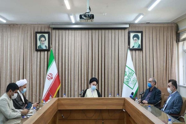 گزارش ایکنا از سفر یک روزه وزیر بهداشت دولت سیزدهم به قم