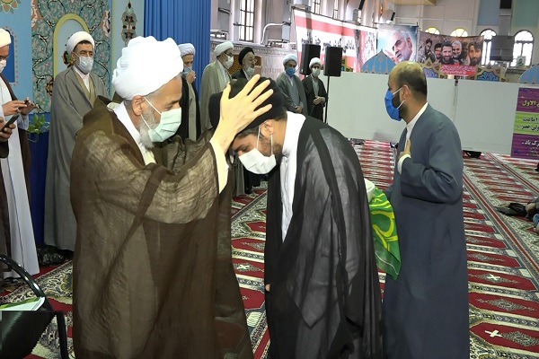برگزاری مراسم عمامه&zwnj;گذاری طلاب حوزه علمیه استان در ساری