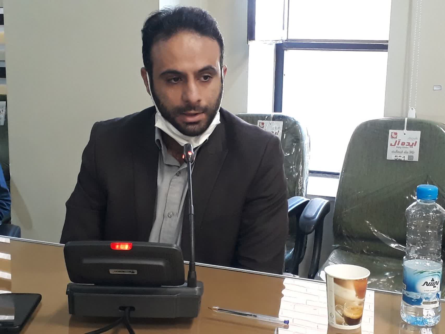 انتقاد از تدریس منابع غربی در دانشگاه&zwnj;ها / دانشگاه باید اسلامی باشد