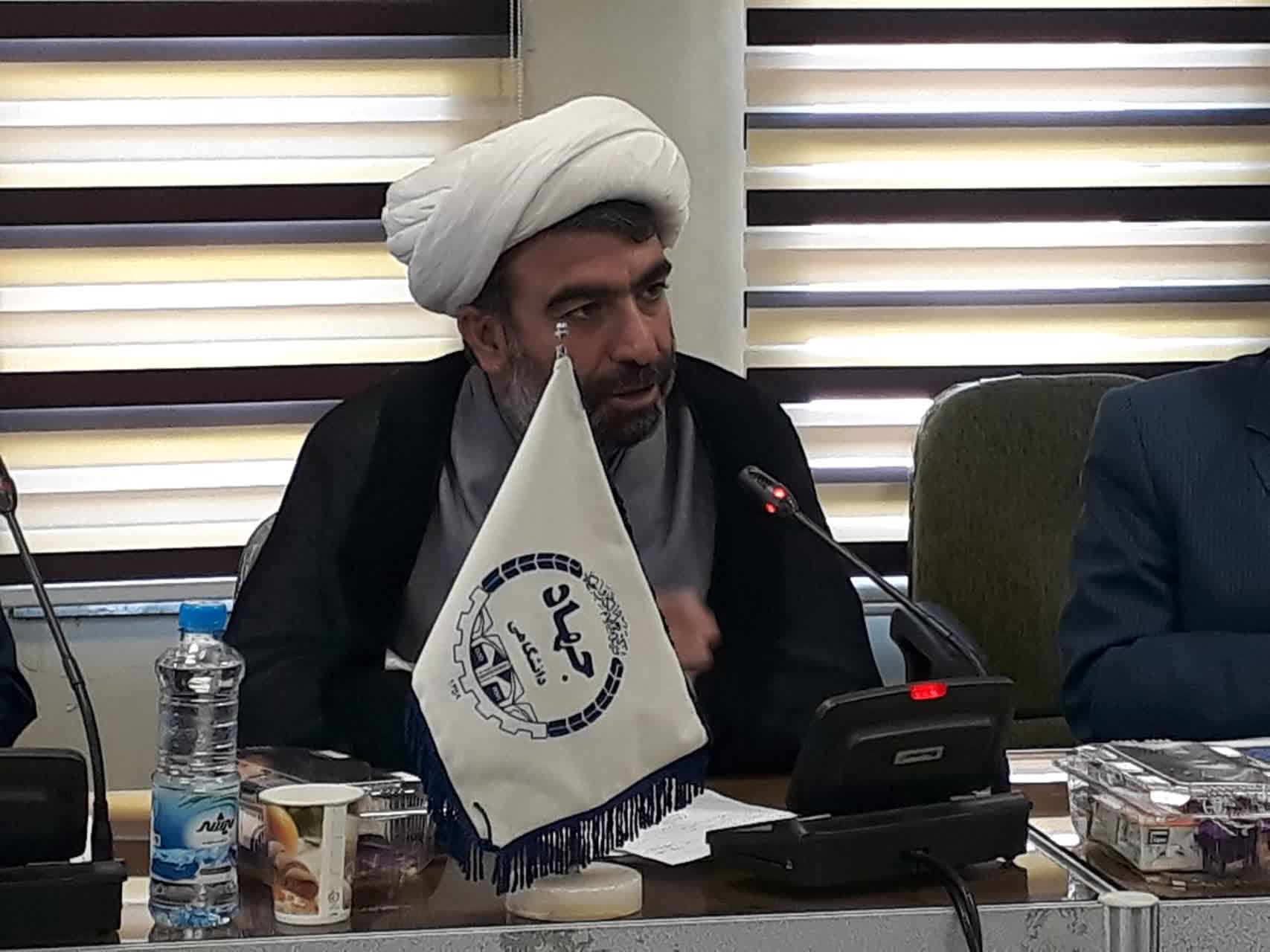 تعهد، تخصص و دلسوزی برای بشریت به گفتمان تبدیل شود