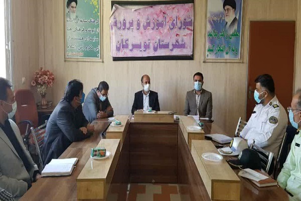 بازگشایی مدارس کم&zwnj;جمعیت در تویسرکان