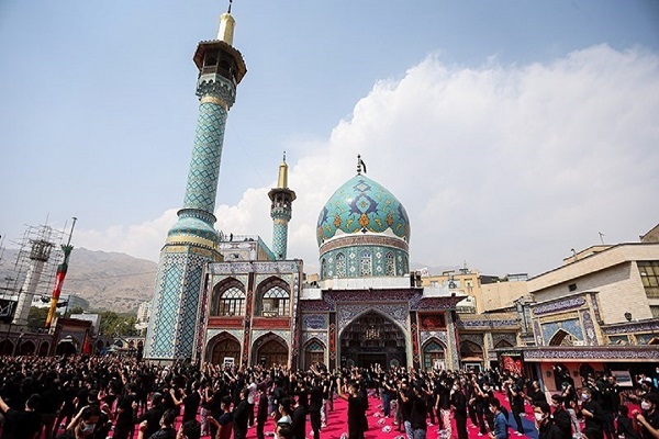 درب امامزادگان اصفهان به روی زائران باز است درب امامزادگان اصفهان به روی زائران باز است