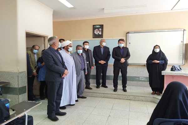 زنگ آغاز سال تحصیلی در مدارس استان کرمان نواخته شد + عکس و  فیلم