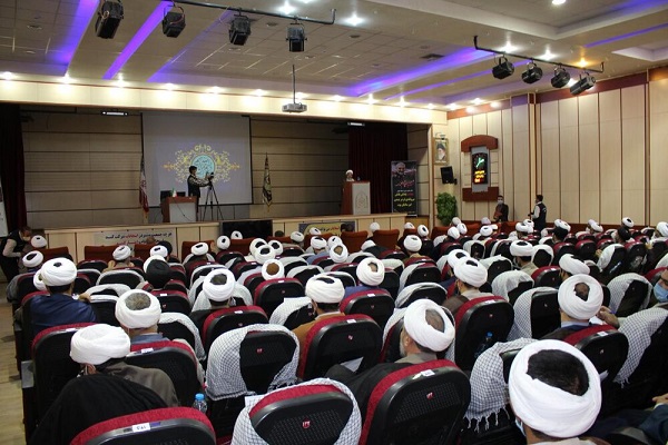 ارسالی| نقش مهم طلاب در تقویت انسجام بین اهل سنت و تشیع