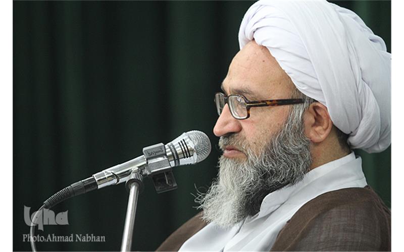 آیت الله حسن زاده آملی