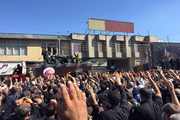 آغاز مراسم وداع با علامه دهر در میدان 17 شهریور آمل