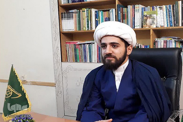 حجت&zwnj;الاسلام محمدحسین وحیدی، مسئول اتحادیه انجمن&zwnj;های اسلامی دانش&zwnj;آموزان لرستان 