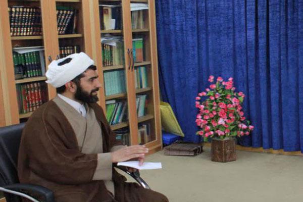 حجت&zwnj;الاسلام روح&zwnj;الله مهدوی&lrm;خواه، مدیر حوزه علمیه خواهران لرستان 