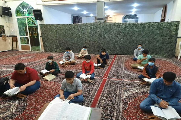 جلسه خانگی قرآن جامعه قرآنی عصر لرستان
