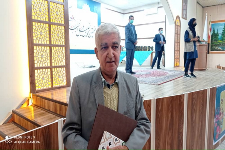 استاد علیرضا اکرمی خوشنویس قرآنی مازندران