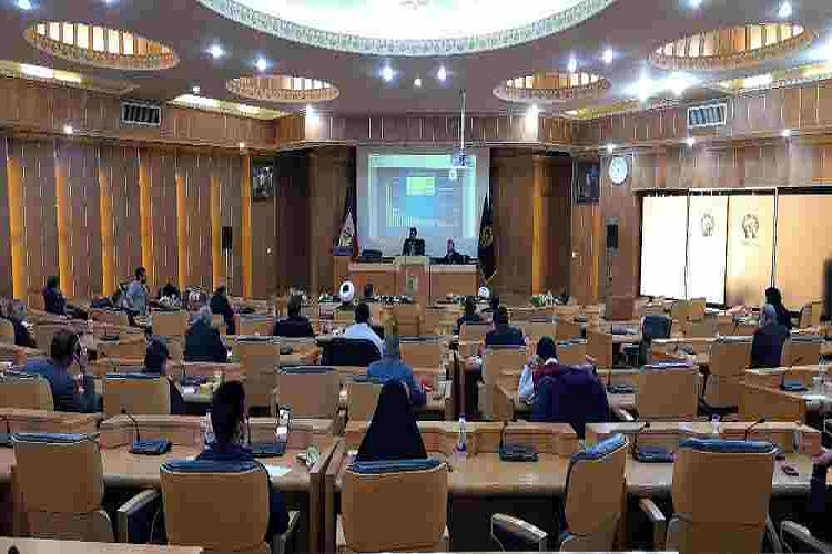 اولویت جذب خادمیاران متخصص و کارآمد در آستان قدس رضوی