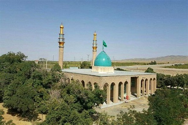 برگزاری جشن&zwnj;های هفته وحدت در ۴ امام&zwnj;زاده آذربایجان غربی