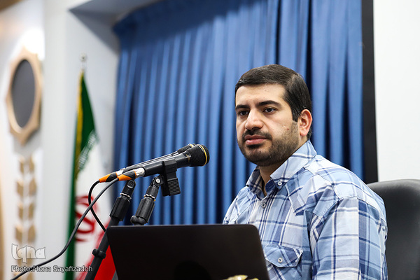هانی چیت چیان، کارشناس قرآنی و عضو علمی مدرسه قرآن و عترت دانشگاه تهران