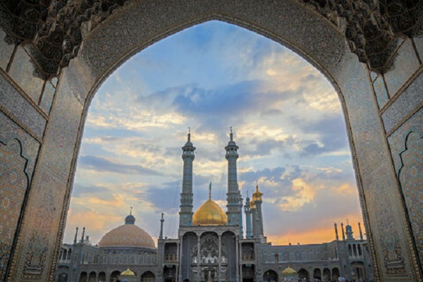 جشن میلاد امام حسن عسکری(ع) در حرم حضرت معصومه(س) 
