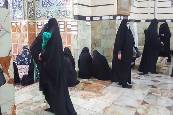 گزارش متفاوت ایکنا از زائران مقبره علامه طباطبایی