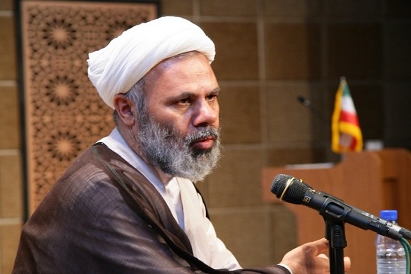 آیت&zwnj;الله احمد عابدی مدیر دارالقرآن علامه طباطبایی