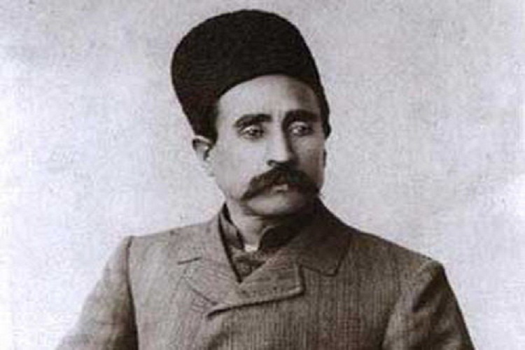 سرداری که یادش همیشه زنده است