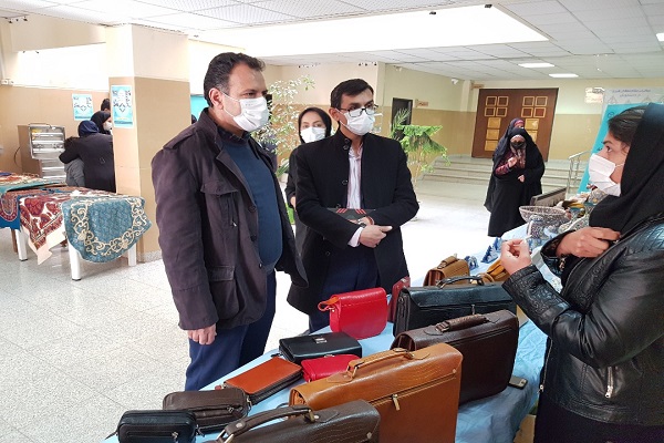 برپائی نمایشگاه &laquo;دستاوردهای طرح ملی توسعه مشاغل خانگی&raquo; در جهاد دانشگاهی همدان