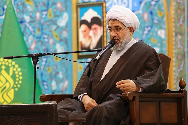 آیت&zwnj;الله محسن اراکی عضو مجلس خبرگان رهبری 