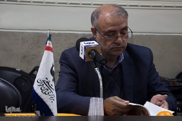 فقر فرهنگی؛ ثمره نابرابری در توزیع کالاها و خدمات فرهنگی/ جامعه گرفتار در فقر فرهنگی روی توسعه را نمی&zwnj;بیند