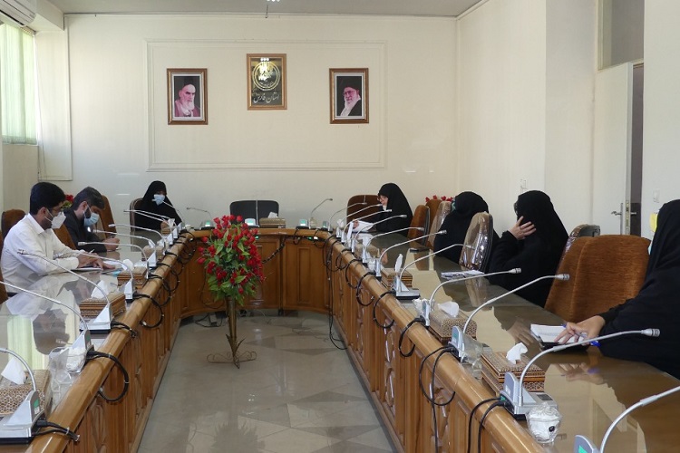  هیئت اندیشه‌ورز بانوان قرآنی فارس