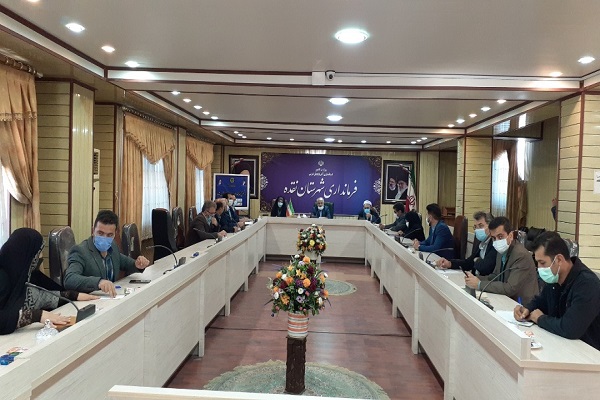 منوچهر شاکر فرماندار نقده خدیجه معصومی مدیرکل کتاب خانه های عمومی آذربایجان غربی