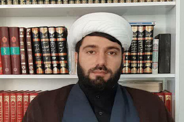 رضا خورشیدی معاون آموزش مدرسه سفیران هدایت