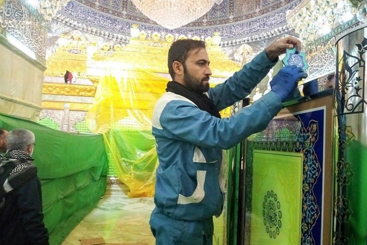 ساخت درب حرم امامین عسکریین سامرا در سمنان