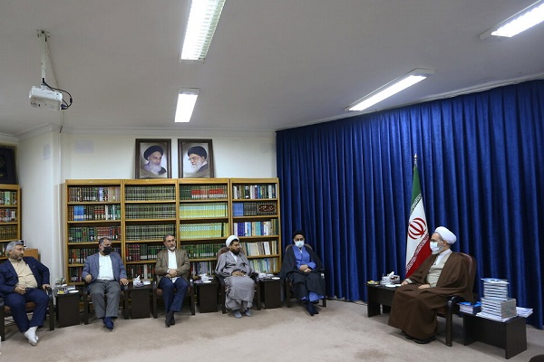 آیت الله علیرضا اعرافی ، مدیر حوزه های علمیه کشور