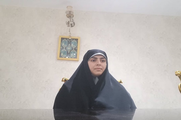 زهرا کریمی حافظ کل دانشجوی حقوق زهرا کریمی حافظ کل دانشجوی حقوق