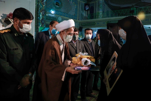 استقبال از خانواده شهید استقبال از خانواده شهید