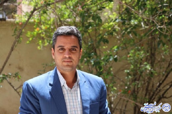زاهد زرگر، روانشناس و مشاور خانواده و عضو انجمن روانشناسی خانواده ایران