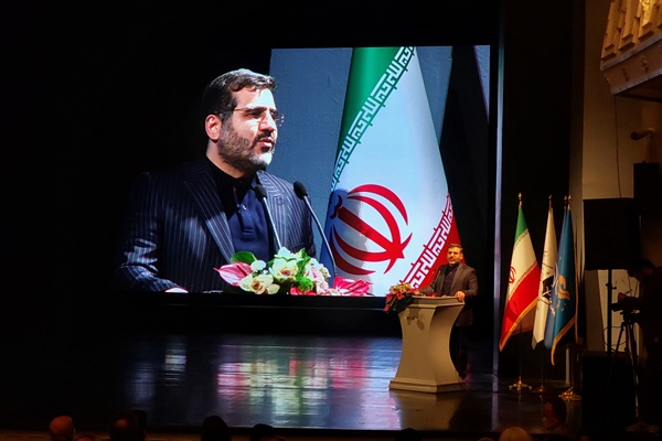 ارسالی / برنامه هایی ویژه برای اعتلای هنرهایی آیینی و سنتی در سراسر کشور داریم