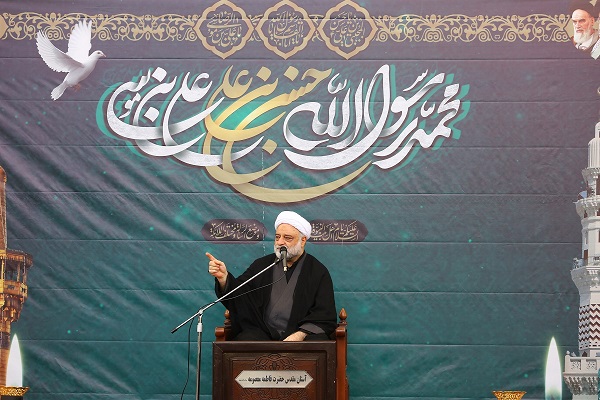حجت&zwnj;الاسلام والمسلمین حبیب&zwnj;الله فرحزاد، استاد حوزه علمیه 
